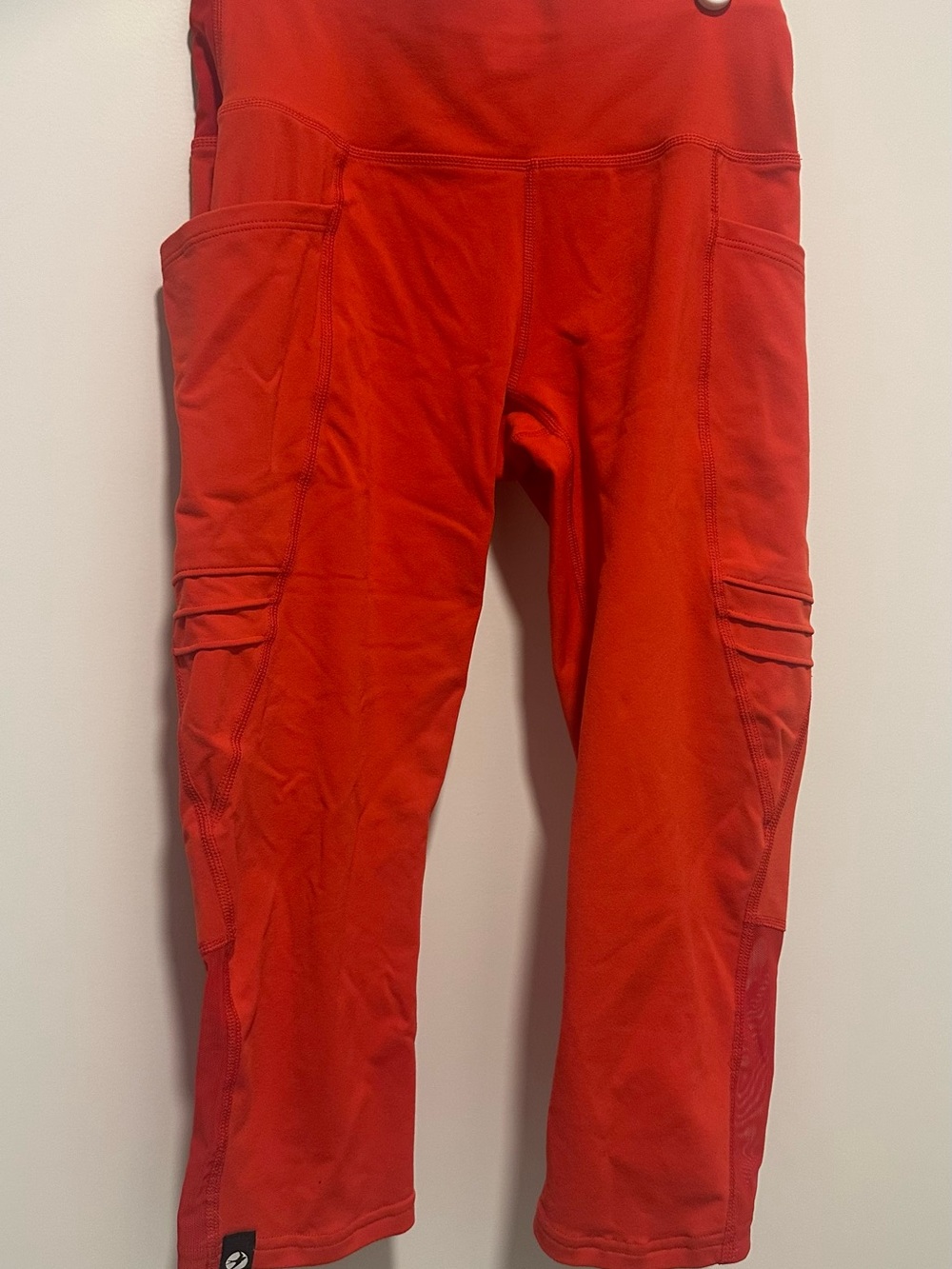oiselle Bright Red Performance capris - Picture 2 of 4
